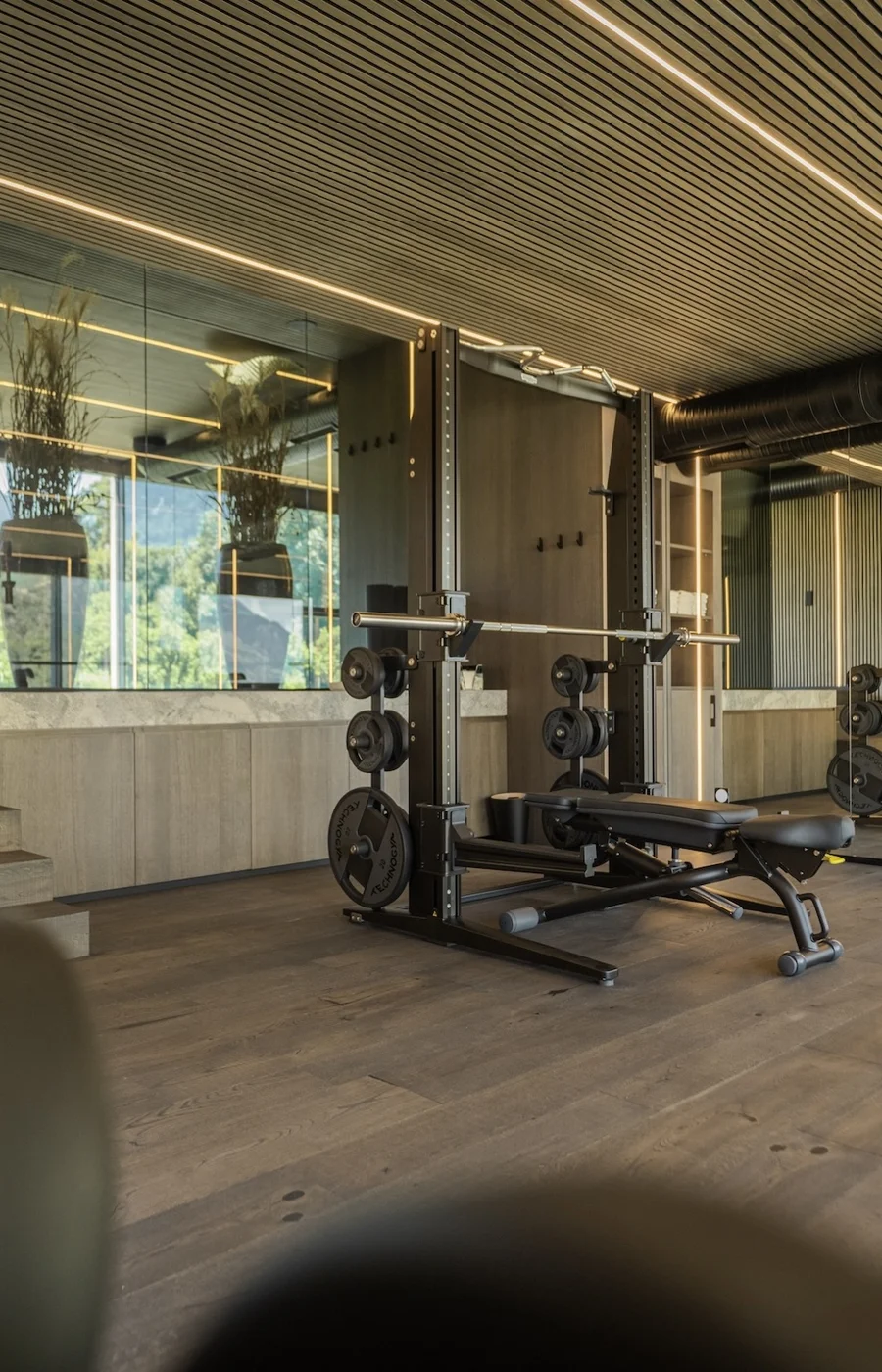 FITNESS & YOGA